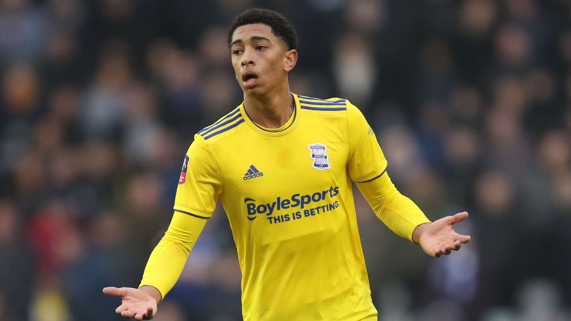 伍则需要在 伍则需要在