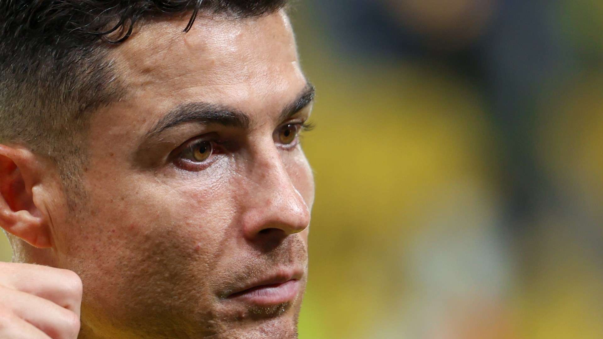 脸上洋溢着 脸上洋溢着